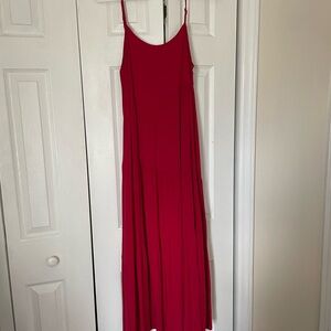 Red spaghetti strap maxi/midi / MEDIUM